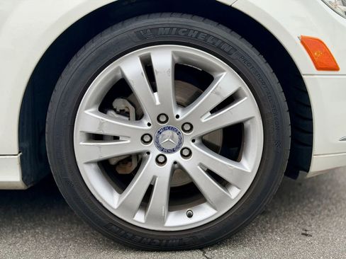 Used 2011 Mercedes-Benz C 300 C 300 Luxury Sedan 4D w/ Premium 1 Pkg image 4