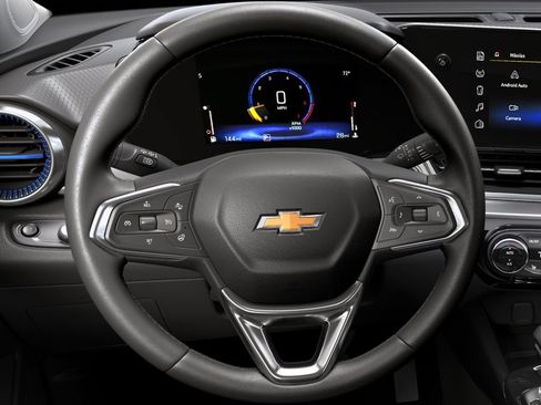 New 2026 Chevrolet Trax LT w/ LT Convenience Package FWD image 8