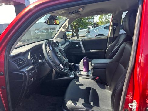 Used 2022 Toyota 4Runner TRD Sport w/ Technology Package AWD/4WD image 5