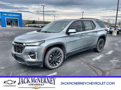Used 2023 Chevrolet Traverse RS