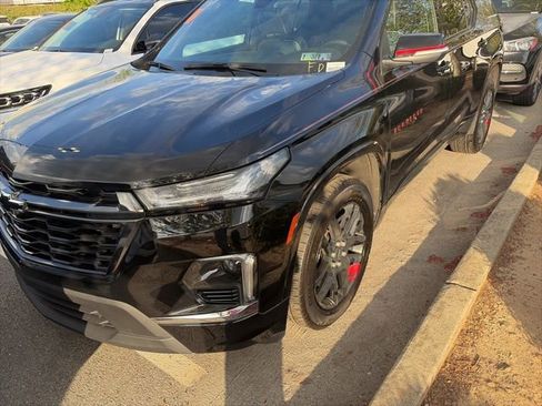 Used 2023 Chevrolet Traverse Premier w/ Redline Edition image 1