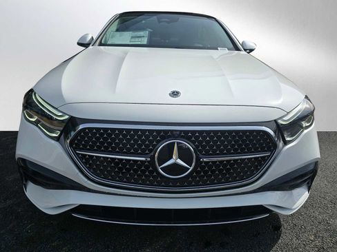Certified 2025 Mercedes-Benz E 350 4MATIC Sedan image 8
