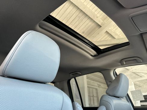 Used 2023 Honda Ridgeline RTL-E image 17