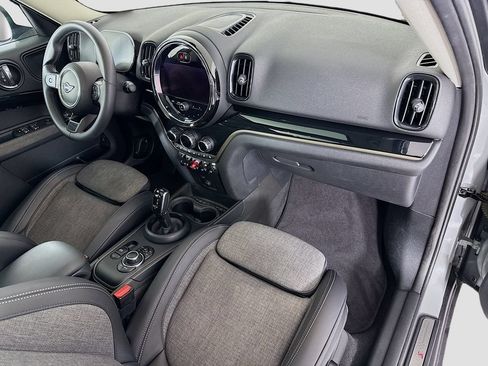Certified 2023 MINI Cooper Countryman S FWD image 18