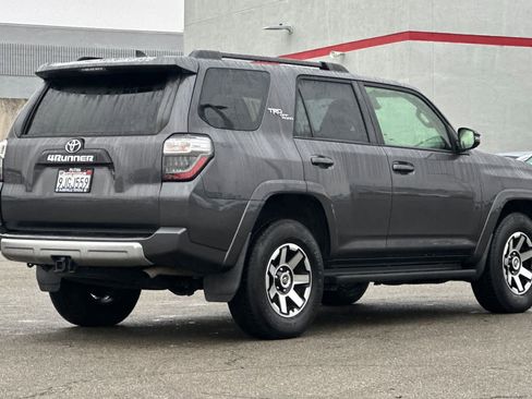 Certified 2023 Toyota 4Runner TRD Off-Road Premium image 2