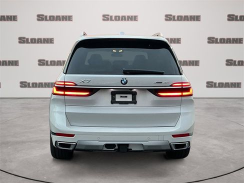 New 2026 BMW X7 xDrive40i image 4