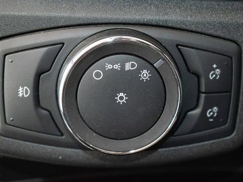 Used 2019 Ford Fusion SE w/ Equipment Group 151A FWD image 33
