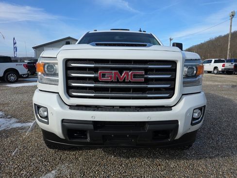 Used 2018 GMC Sierra 2500 SLT image 2