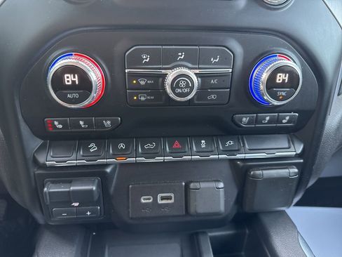 Used 2020 GMC Sierra 1500 SLT w/ SLT Premium Package image 21