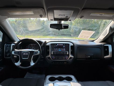 Used 2018 GMC Sierra 1500 SLE w/ SLE Value Package AWD/4WD image 15
