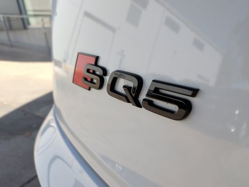 Used 2025 Audi SQ5 Premium Plus image 40