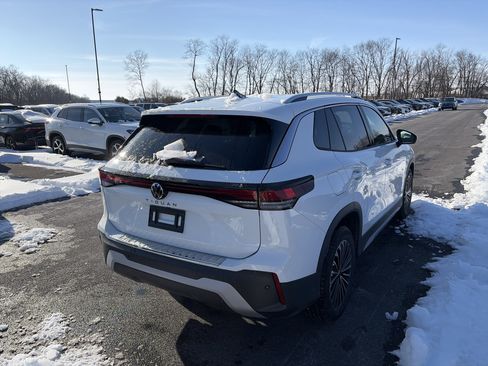 New 2026 Volkswagen Tiguan S image 4