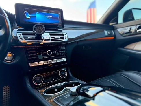 Used 2012 Mercedes-Benz CLS 550 image 28
