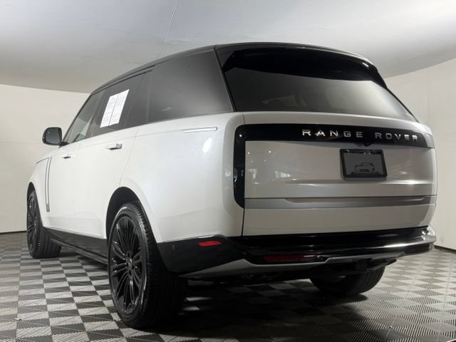 Used 2024 Land Rover Range Rover Long Wheelbase Autobiography AWD/4WD image 3