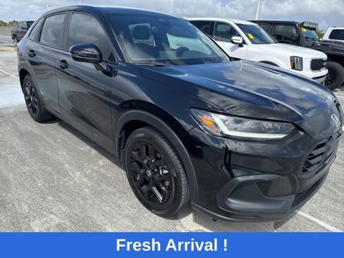 Used 2023 Honda HR-V Sport image 13