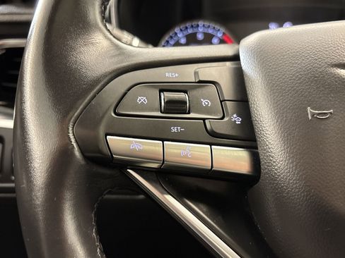 Used 2022 Cadillac XT6 Luxury w/ LPO, Floor Liner Package AWD/4WD image 15