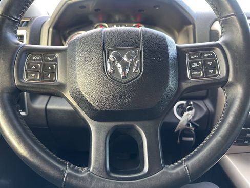 Used 2017 RAM 1500 Big Horn AWD/4WD image 19