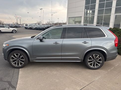 Used 2019 Volvo XC90 T6 Momentum w/ Protection Package Premier image 9