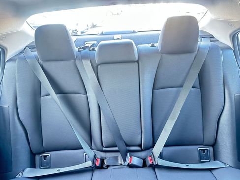 Used 2025 Toyota Corolla LE image 38