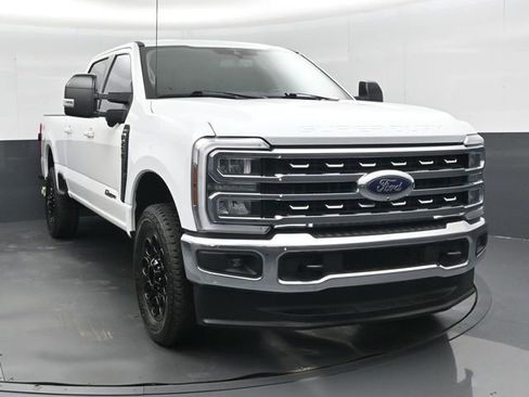 Used 2024 Ford F250 Lariat AWD/4WD image 8