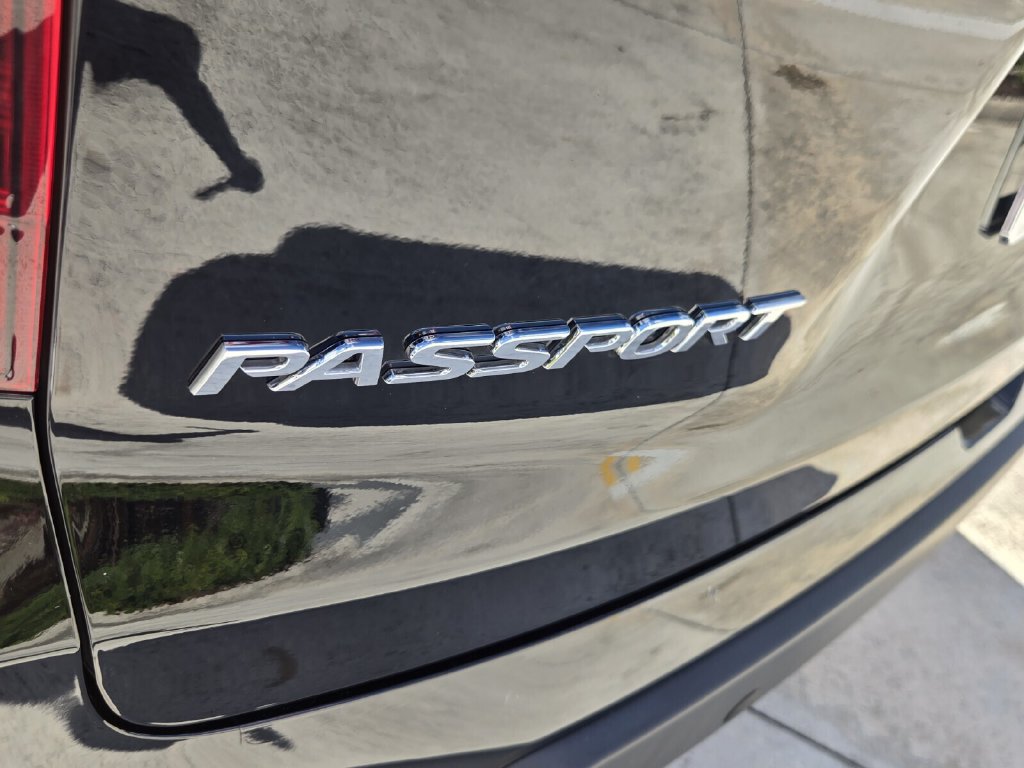 Certified 2025 Honda Passport EX-L image 13
