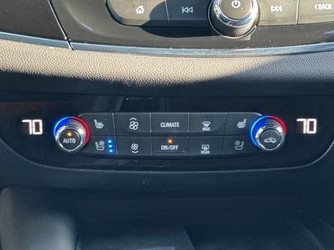 Certified 2024 Buick Enclave Avenir AWD/4WD image 27