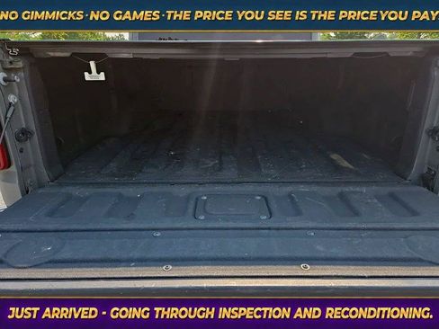 Used 2022 Jeep Gladiator Rubicon w/ LED Lighting Group AWD/4WD image 14