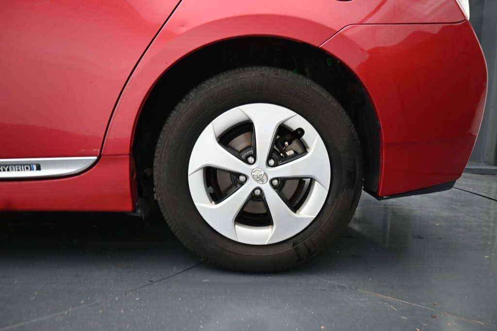 Used 2012 Toyota Prius Three w/ Solar Roof Pkg FWD image 15