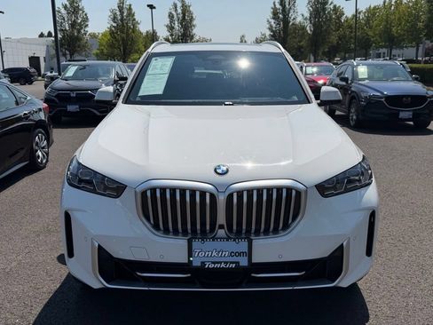 Used 2026 BMW X5 xDrive40i AWD/4WD image 3