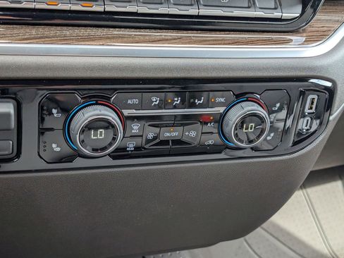 New 2025 Chevrolet Silverado 1500 LT w/ Safety Package image 25