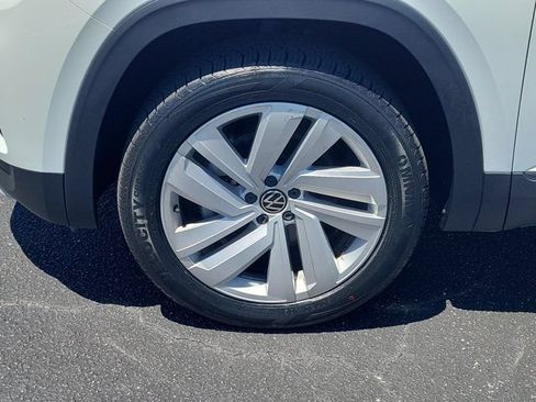 Certified 2023 Volkswagen Atlas Cross Sport SE AWD/4WD image 29