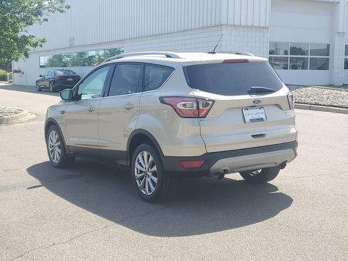 Used 2017 Ford Escape Titanium FWD image 6