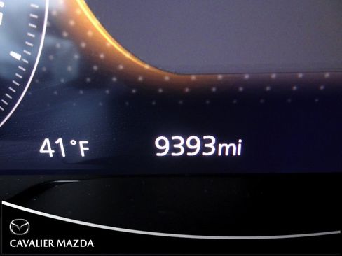 Certified 2025 MAZDA CX-70 Plug-In Hybrid w/ Premium Plus image 27