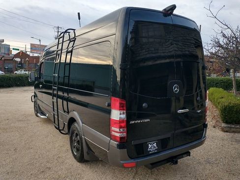 Used 2014 Mercedes-Benz Sprinter 2500 image 13