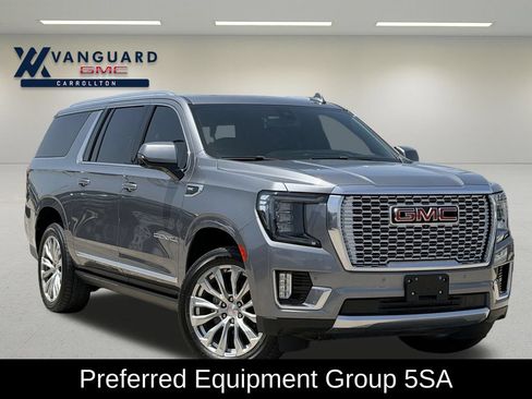 Used 2022 GMC Yukon XL Denali w/ Max Trailering Package AWD/4WD image 2