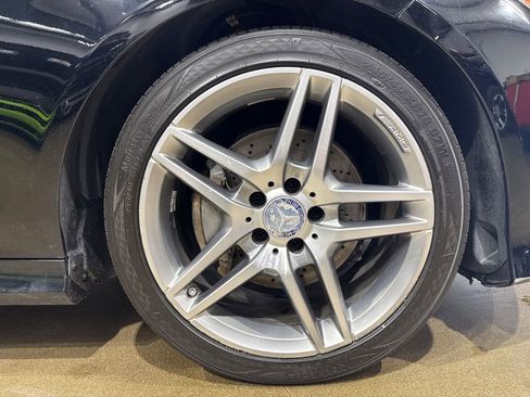 Used 2014 Mercedes-Benz E 350 4MATIC image 39