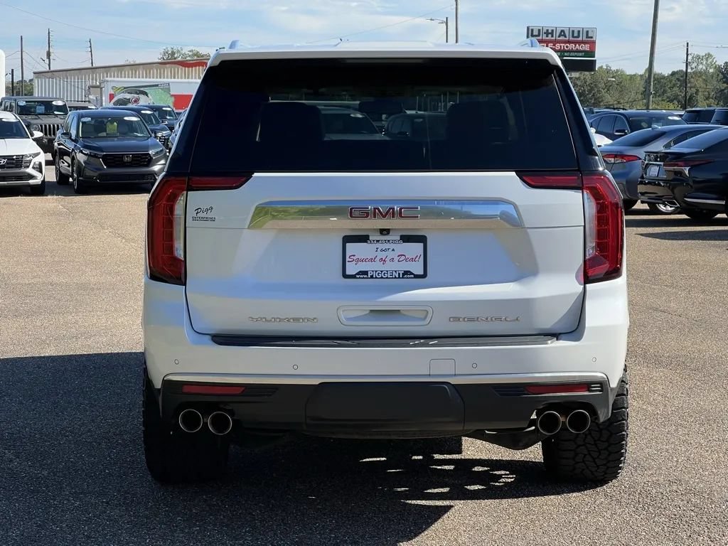 Used 2022 GMC Yukon Denali AWD/4WD image 8