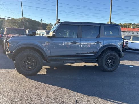 Used 2023 Ford Bronco Wildtrak image 4