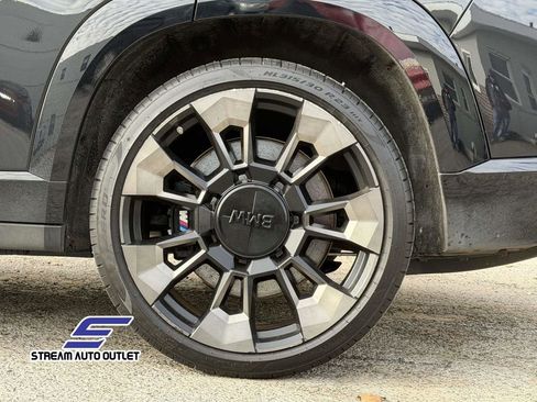 Used 2023 BMW XM image 6