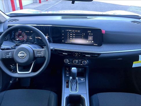 New 2026 Nissan Kicks S image 5