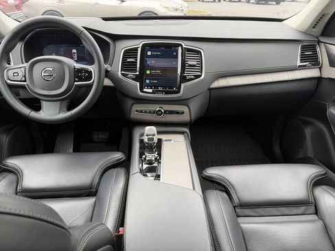 Used 2024 Volvo XC90 B6 Ultimate w/ Protection Package Premier AWD/4WD image 14