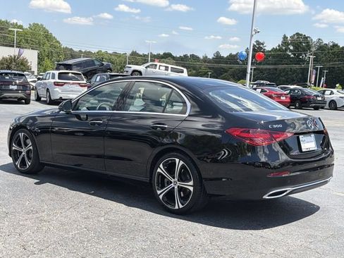 Used 2025 Mercedes-Benz C 300 Sedan image 3