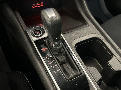 Used 2020 Nissan Sentra SV w/ Electronics Package FWD image 16