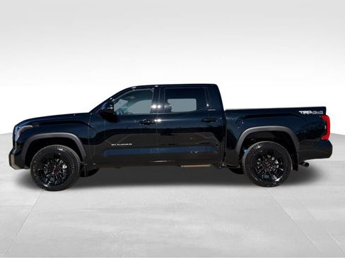 Used 2026 Toyota Tundra Limited w/ TRD Off-Road Package image 7