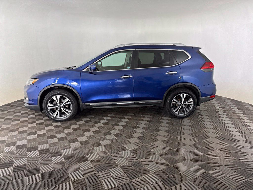 Used 2017 Nissan Rogue SL w/ SL Premium Package AWD/4WD image 9