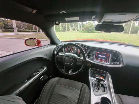 Used 2018 Dodge Challenger SXT w/ Sound Group image 27