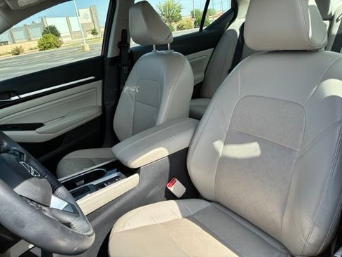 Certified 2023 Nissan Altima 2.5 SL FWD image 12