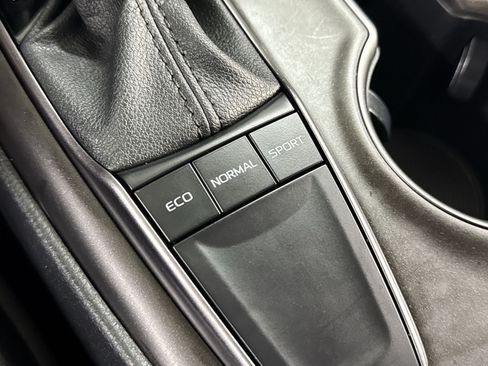 Used 2023 Toyota Camry SE FWD image 43