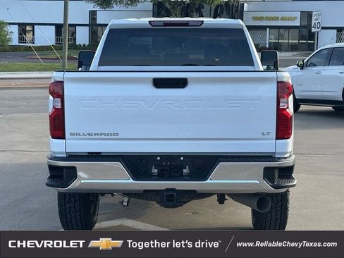 Used 2025 Chevrolet Silverado 2500 LT image 4