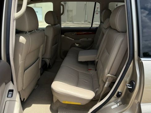 Used 2005 Lexus GX 470 AWD/4WD image 12